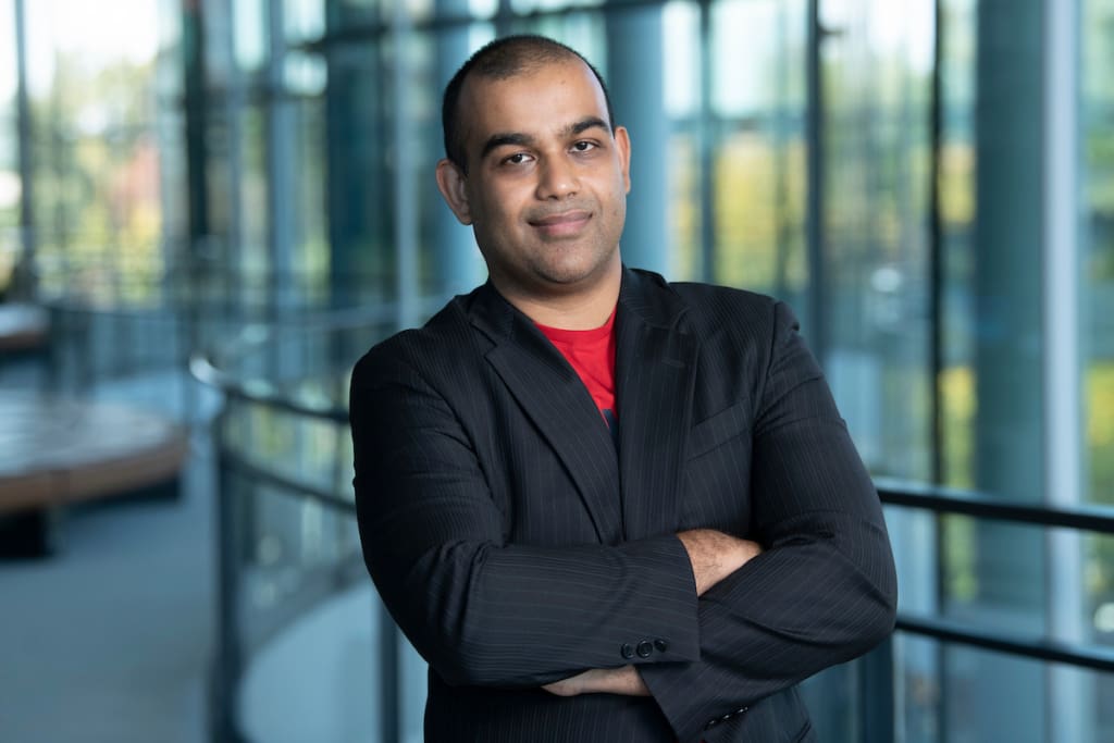 To Turn Managers Into Builders, Yale SOM Makes Over Its MBA Core